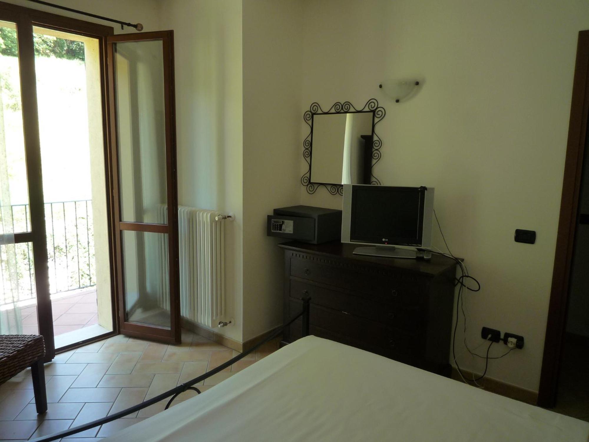 Saturnia Tuscany Country House Exterior foto